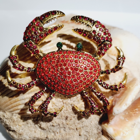 Red crab brooch Heidi Daus pin queen crab vintage crystals gold sparkly - Picture 8 of 16